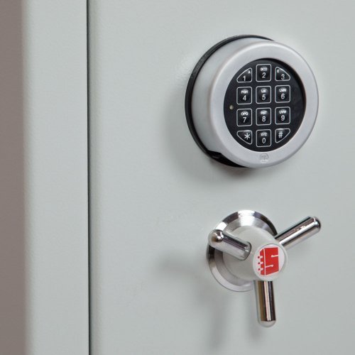 SB-0-149SD Kassakaappi koodilukolla