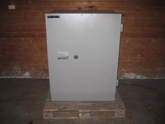 Käytetty datakaappi Kaso DS-3120  110 edulliseen hintaan, hinta 450€