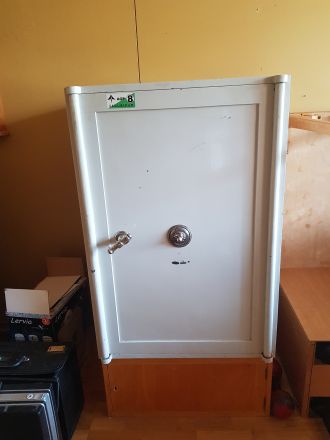 Käytetty kassakaappi edulliseen hintaan, hinta 0€
