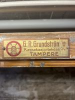 Käytetty kassakaappi G.R.Grundström moneen käyttöön edulliseen hintaan