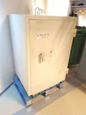 Käytetty kassakaappi Joli Safe AS Model 6 edulliseen hintaan, hinta 200€