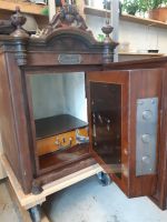 Käytetty kassakaappi Julius Schuler Geldschrank-fabrik Julius Schuler moneen käyttöön edulliseen hintaan