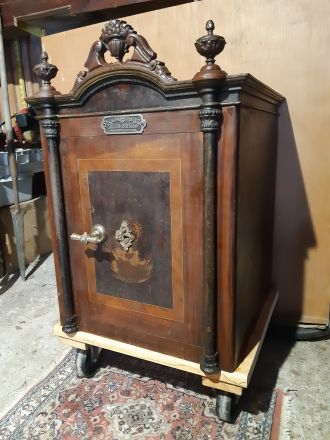 Käytetty kassakaappi Julius Schuler Geldschrank-fabrik Julius Schuler edulliseen hintaan, hinta 700€