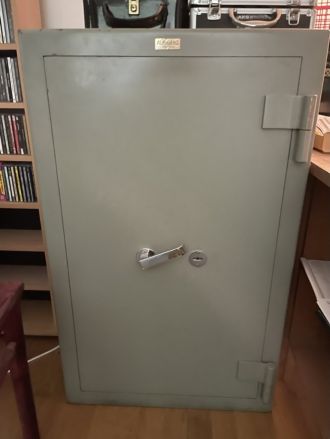 Käytetty kassakaappi Kaipio Oy edulliseen hintaan, hinta 150€