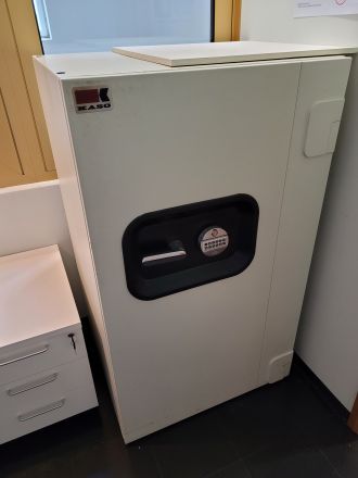 Käytetty kassakaappi KASO edulliseen hintaan, hinta 400€