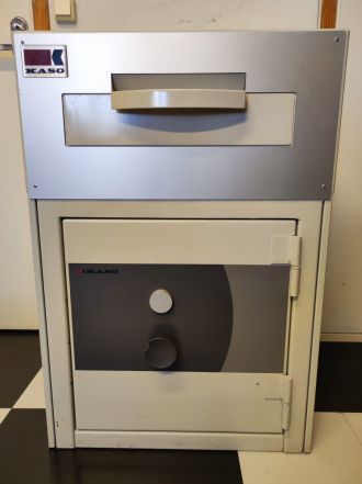 Käytetty kassakaappi Kaso 327 edulliseen hintaan, hinta 1200€