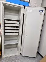 Käytetty kassakaappi KASO E 340 moneen käyttöön edulliseen hintaan