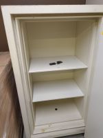 Käytetty kassakaappi KASO KK-240 hyvä ja hinnaltaan edullinen