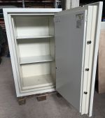 Käytetty kassakaappi Kaso E2 240 hyvä ja hinnaltaan edullinen