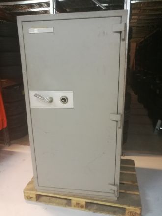 Käytetty kassakaappi KASO edulliseen hintaan, hinta 990€