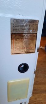 Käytetty paloturvakaappi Phoenix safe CO.LTD Phoenix TITAN 1250 SERIES moneen käyttöön edulliseen hintaan