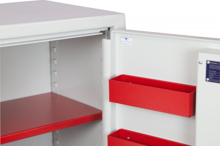 Turvakaapin turvalevy antaa turvakaapille suojaa S1 hyväksytty turvakaappi kotiin ovilokeroiden vuoksi hyvä turvakaappi avaimille